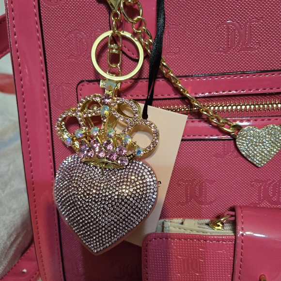 JUICY COUTURE Nailed It Tote and Heart Charm Wallet-Pink Flash - Picture 4 of 10